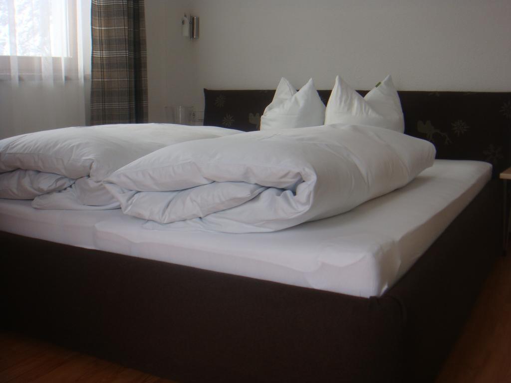 Haus Schuchter Hotel Пфундс Екстериор снимка